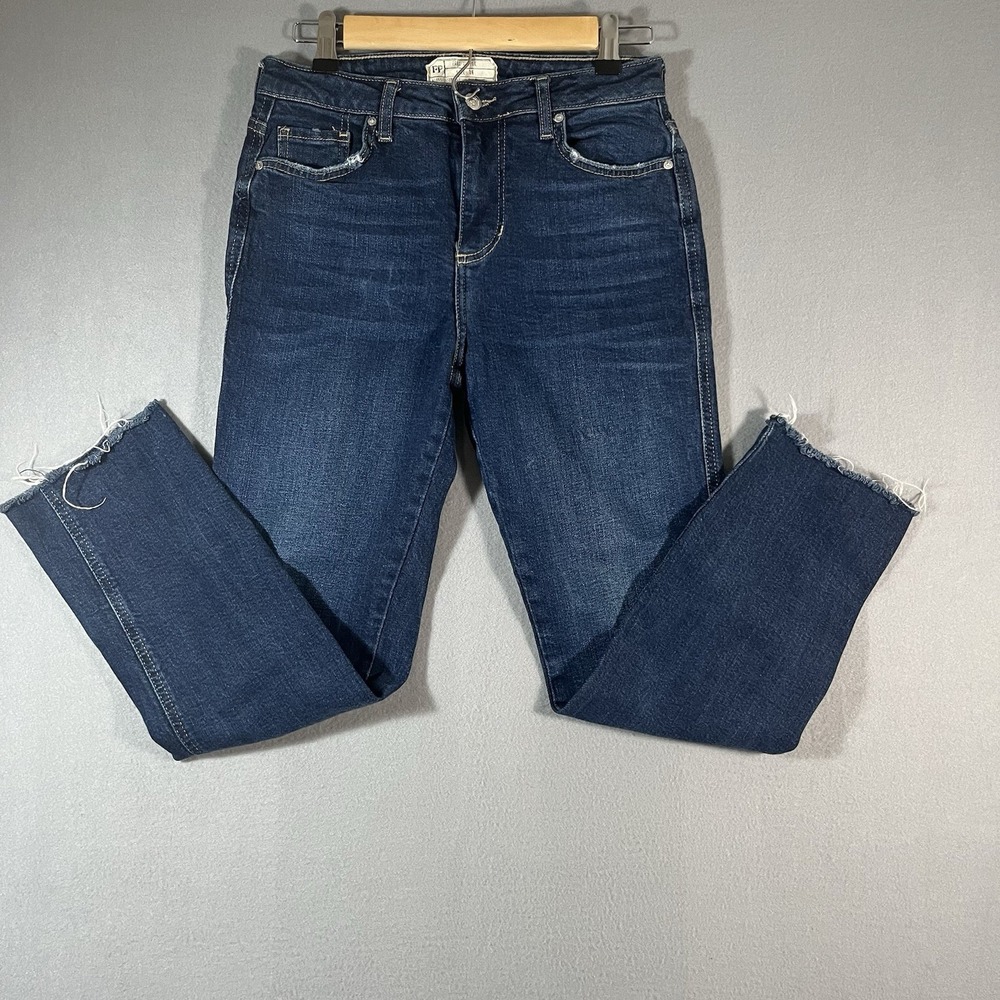We The Free Free People‎ Mid-Rise Raw Hem Dark Wash Blue Cropped Ankle Jeans, 26 - Picture 8 of 8